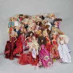 1614 4120 SET OF DOLLS